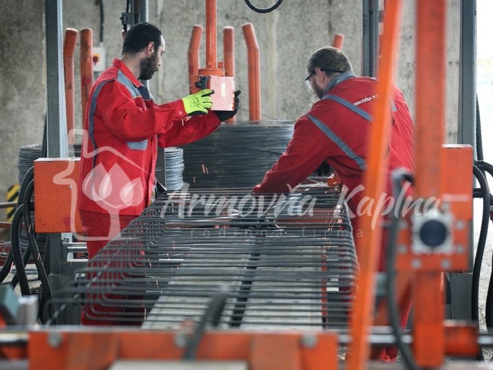 Armovňa Pezinok - Výroba armokošov - Viazanie armokošov do základových pásov, prekladov, vencov, pätieka a stĺpov