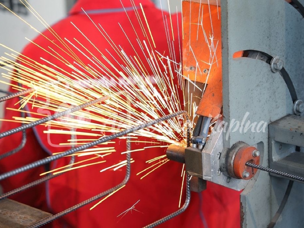 Armovňa Pezinok - Výroba armokošov - Viazanie armokošov do základových pásov, prekladov, vencov, pätieka a stĺpov